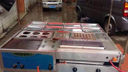 深圳布吉9成新三輪電動小吃車轉讓，附贈獨家小吃技術